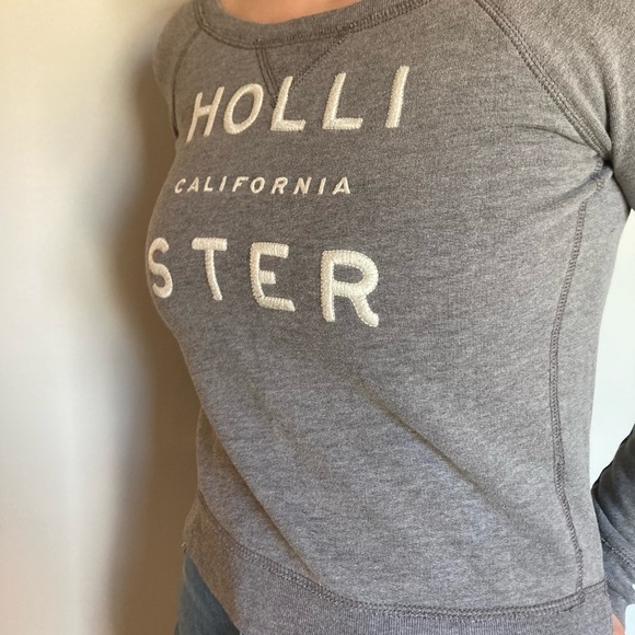 Gray Hollister Sweatshirt Size xs - Picture 1 of 8